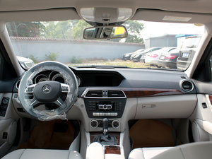 2011款C 200 CGI优雅版 内饰全景