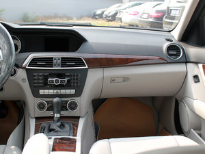 2011C 200 CGIŰ п؅^