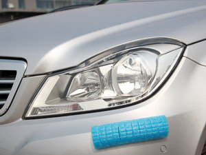 2011C 200 CGI(yu)Ű (x)(ji)^