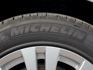 2011C 200 CGI(yu)Ű (x)(ji)^