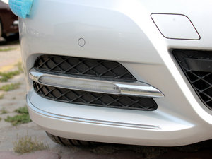 2011C 200 CGI(yu)Ű (x)(ji)^