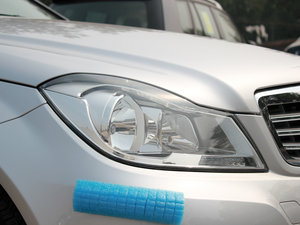 2011C 200 CGI(yu)Ű (x)(ji)^