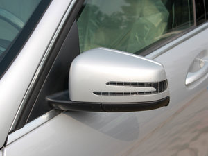 2011C 200 CGI(yu)Ű (x)(ji)^