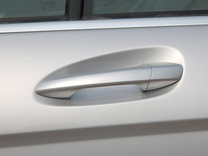 2011C 200 CGI(yu)Ű (x)(ji)^