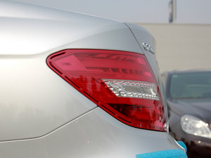 2011C 200 CGI(yu)Ű (x)(ji)^