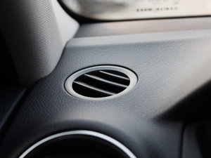 2011C 200 CGIrа п؅^