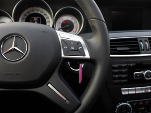 2011C 200 CGIrа п؅^