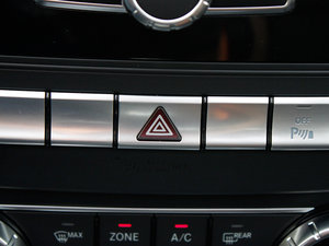 2011C 200 CGIrа п؅^