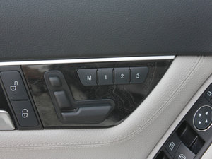 2011C 200 CGIr(sh)а {{(dio)(ji)