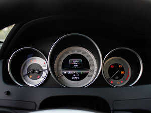 2011C 260 CGIrа п؅^(q)