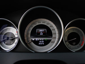 2011C 260 CGIrа п؅^