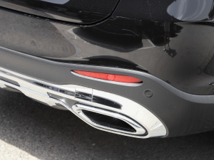 2025GLC 300 L 4MATIC Ӹ 5 ^