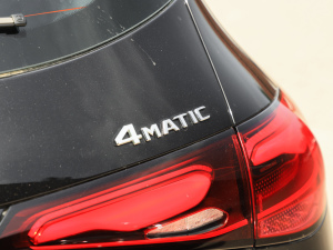 2025GLC 300 L 4MATIC Ӹ 5 ^