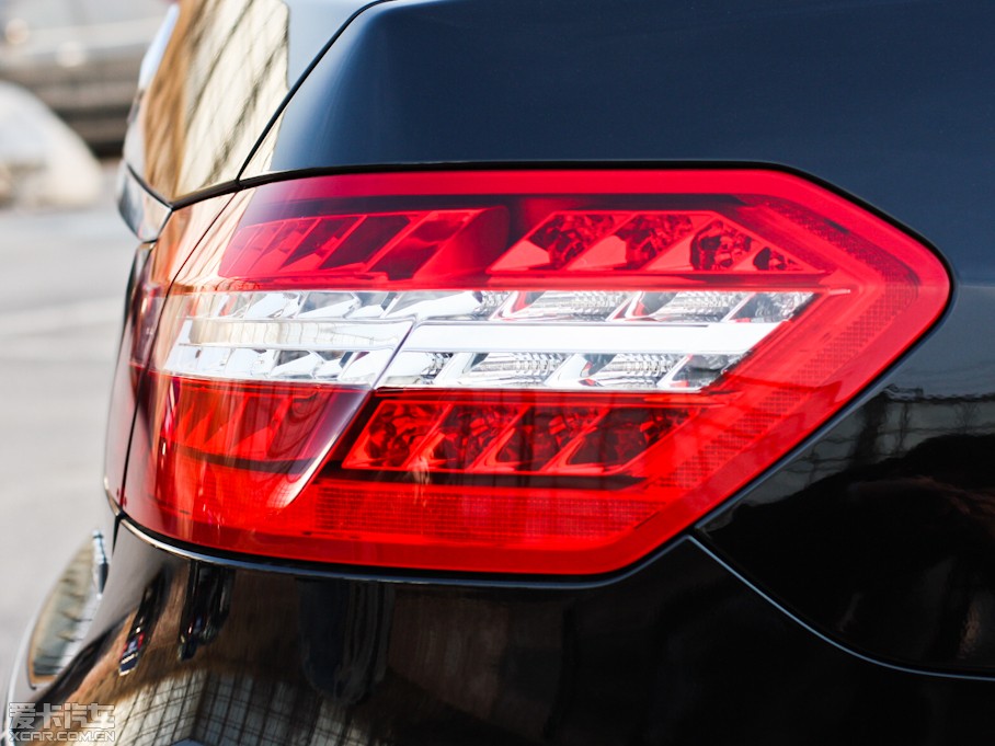 2012YE E 300L rа