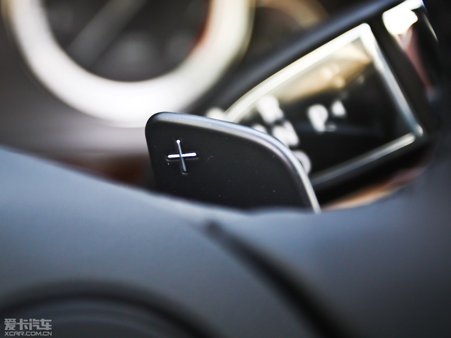 2012YE E 300L rа