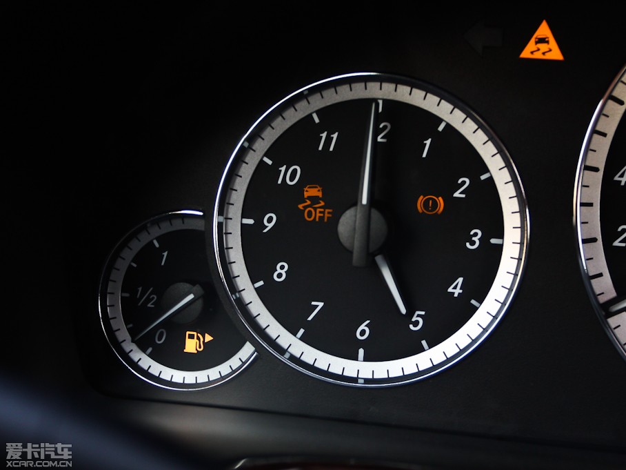 2012YE E 300L rа