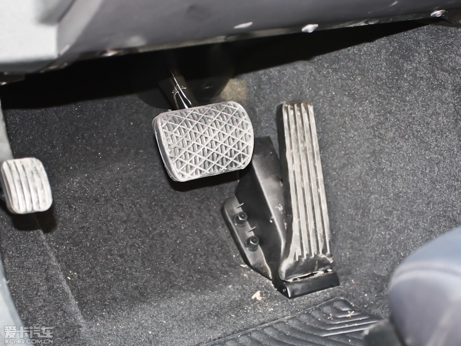 2012YE E 300L rа