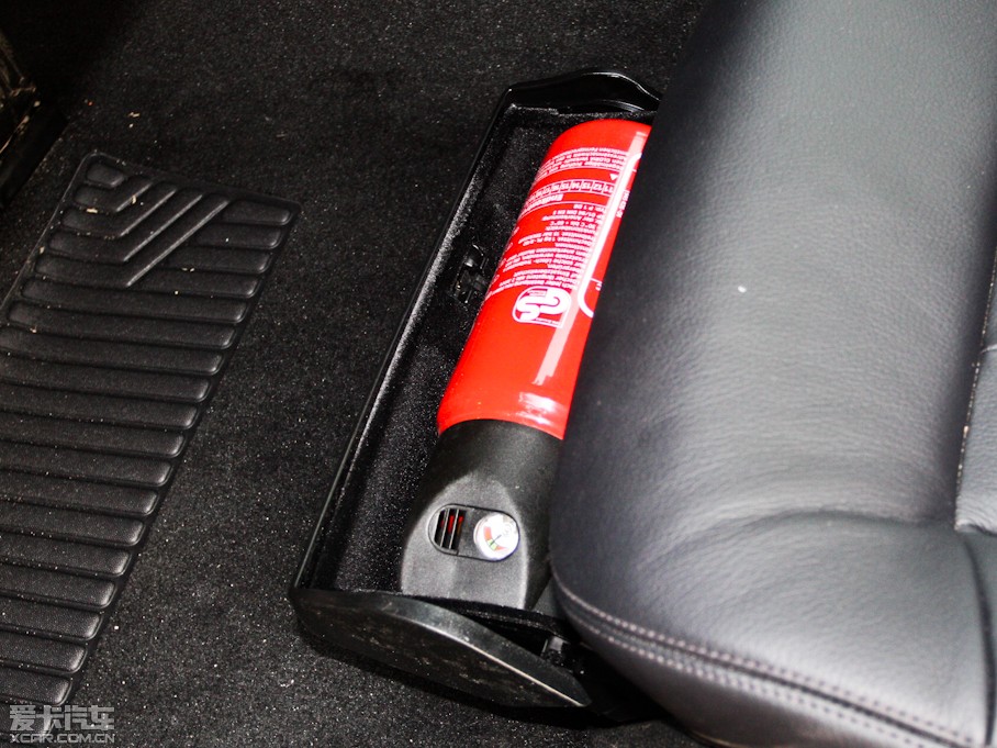 2012YE E 300L rа