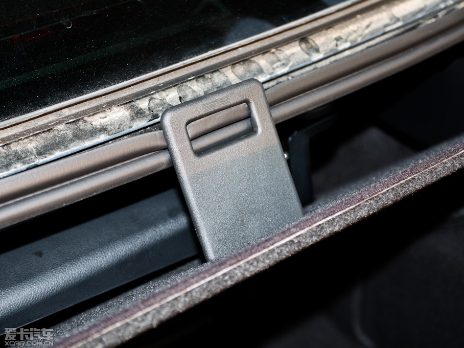 2012YE E 300L rа