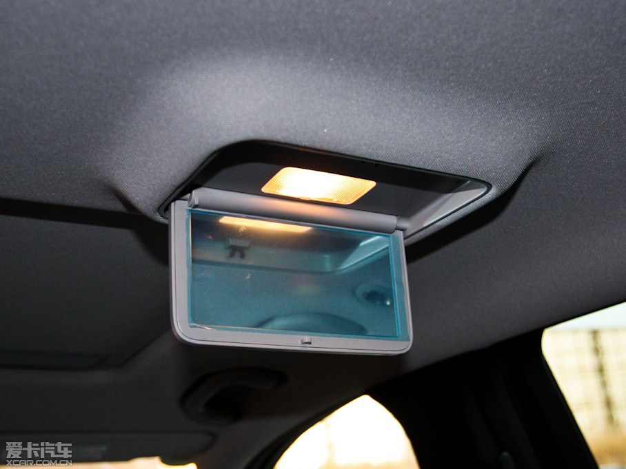 2012YE E 300L rа