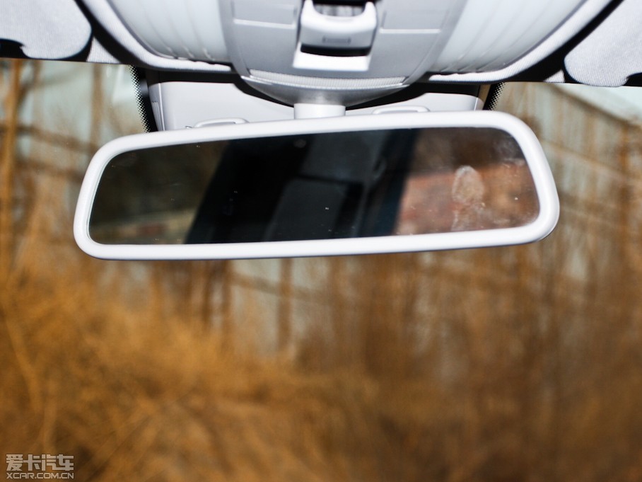 2012YE E 300L rа