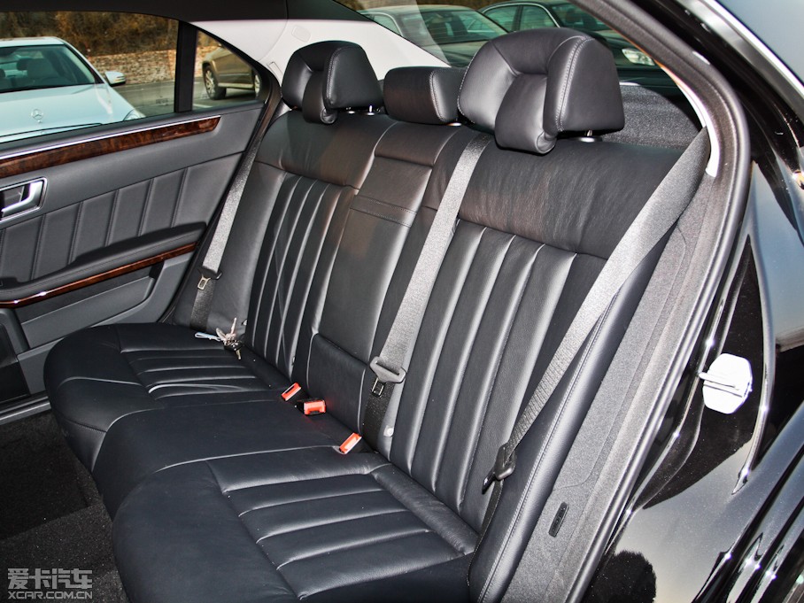 2012YE E 300L rа