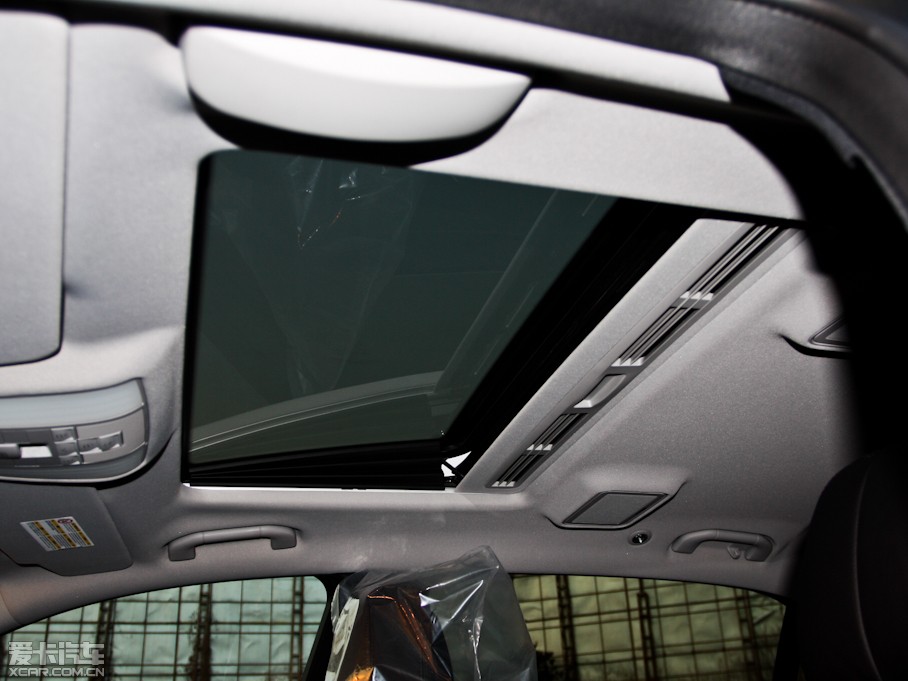 2012YE E 300L rа