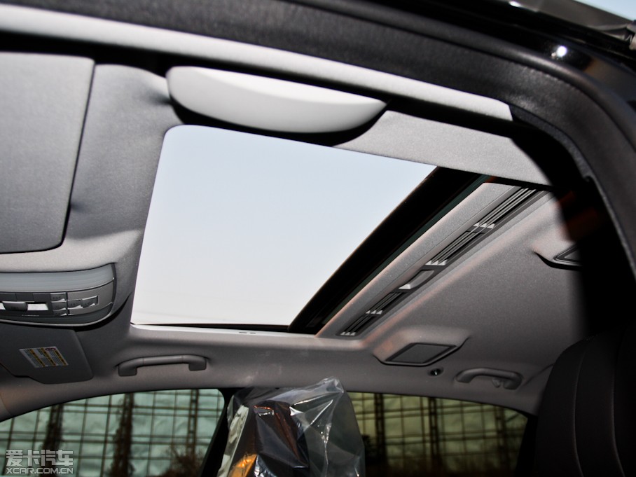 2012YE E 300L rа