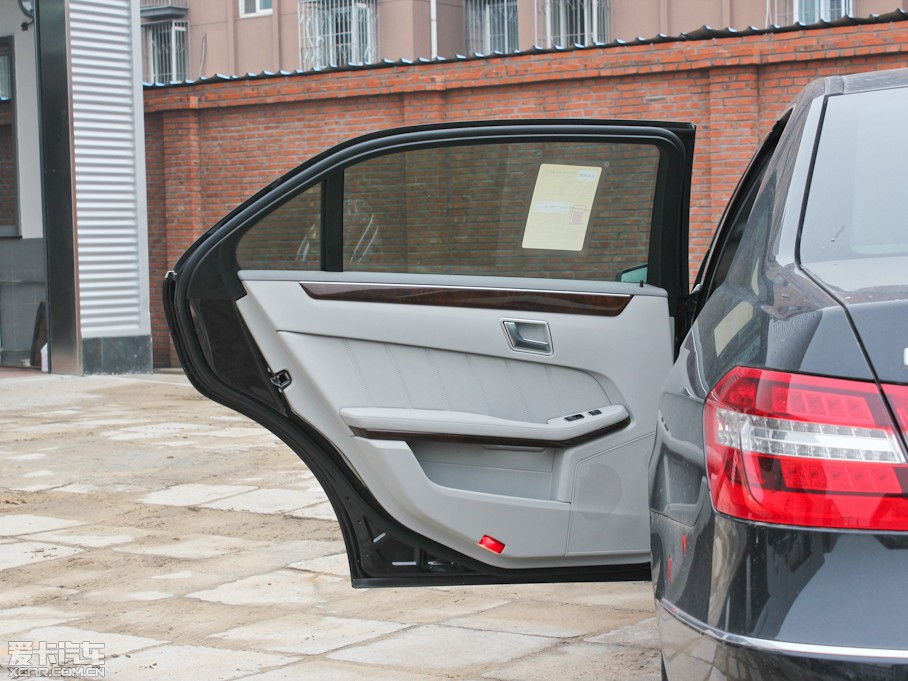 2012YE E 300L (yu)Ű