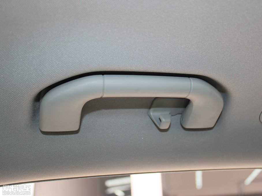 2012YE E 300L (yu)Ű