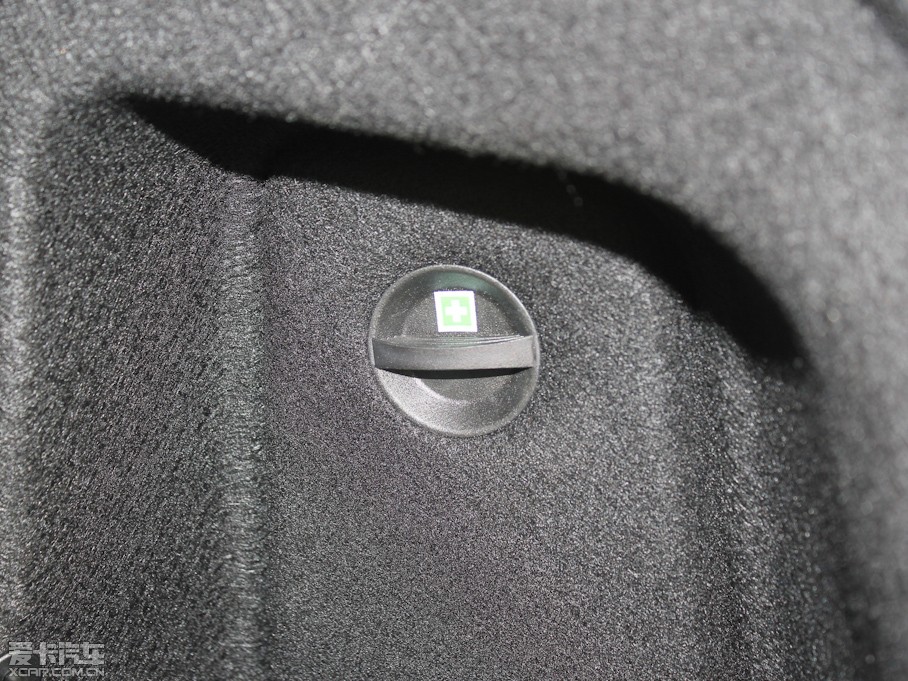 2012YE E 300L (yu)Ű