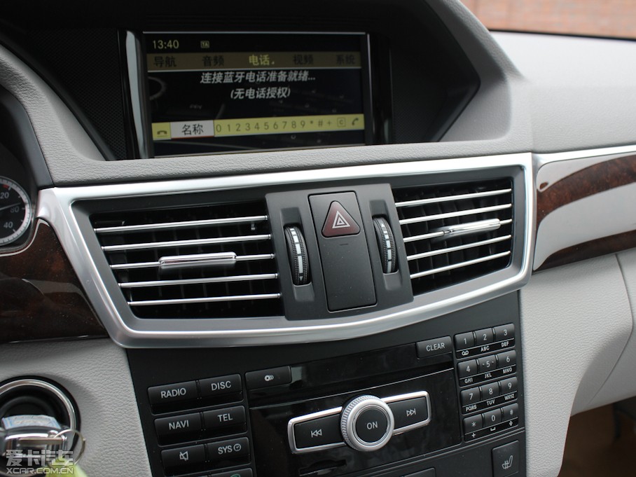 2012YE(j) E 300L (yu)Ű