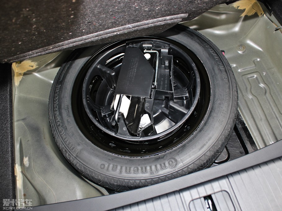 2012YE(j) E 300L (yu)Ű