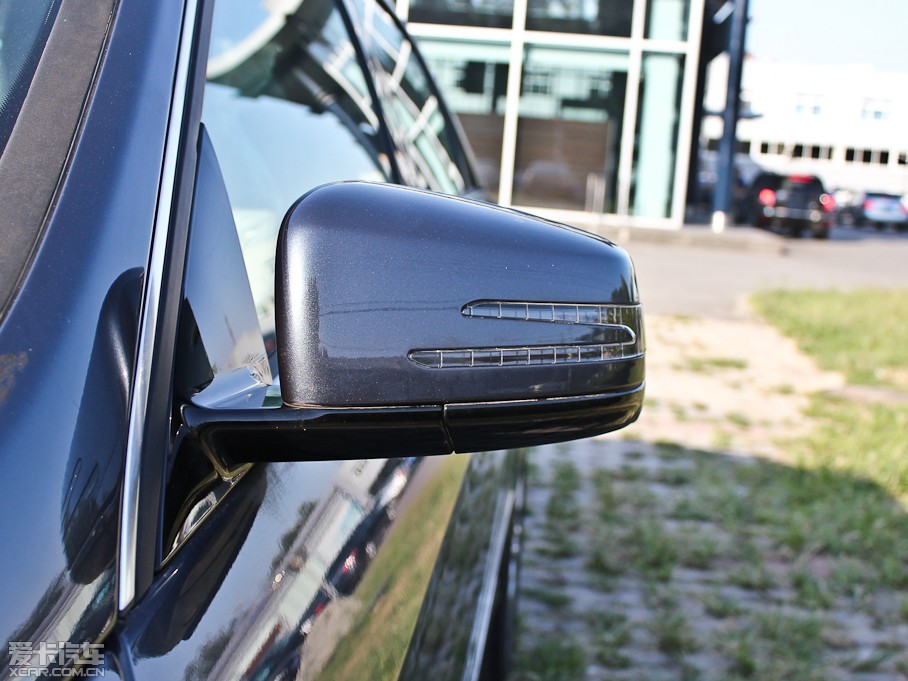 2012YE E 300L rа