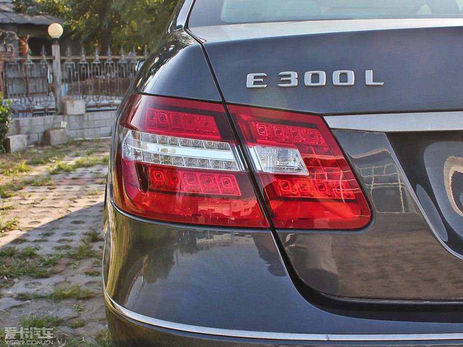 2012YE E 300L rа