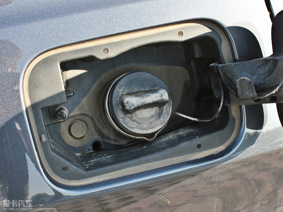 2012YE E 300L rа