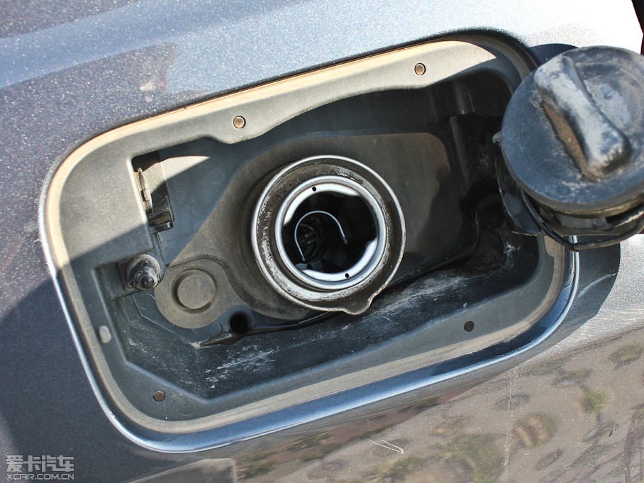 2012YE E 300L rа