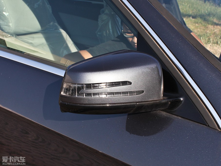 2012YE E 300L rа