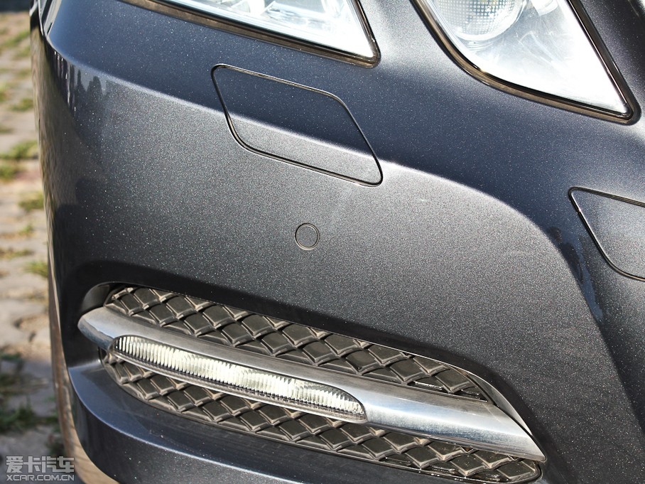 2012YE E 300L r(sh)а