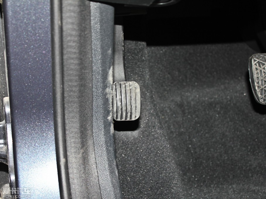 2012YE E 300L rа