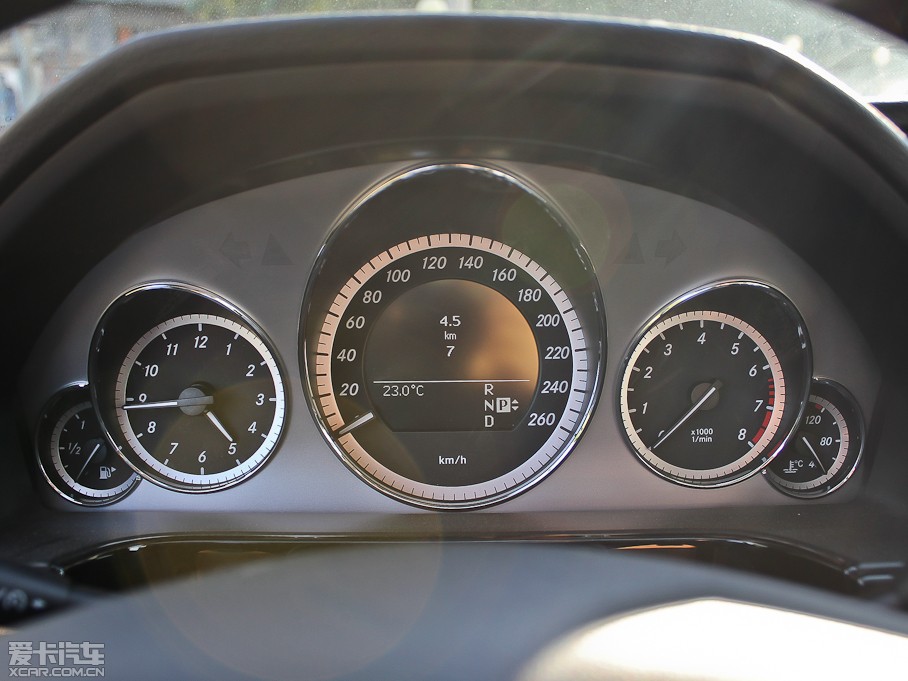 2012YE E 300L rа