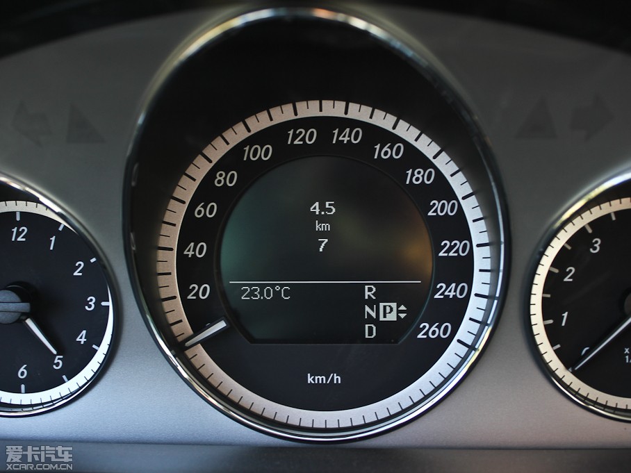 2012YE(j) E 300L r(sh)а