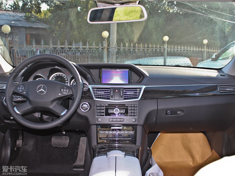 2012YE E 300L rа