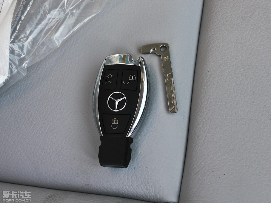 2012YE E 300L rа