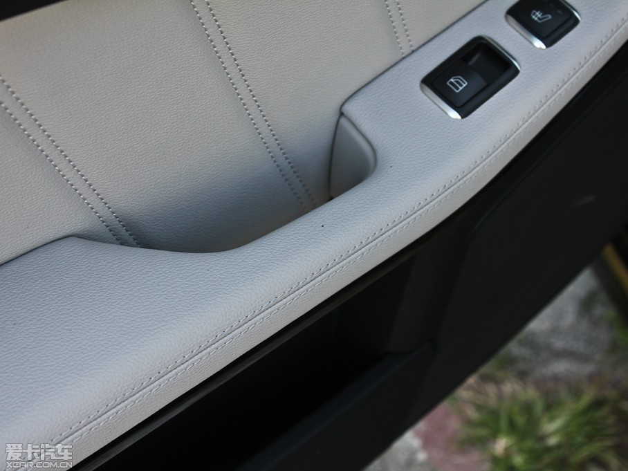 2012YE E 300L rа