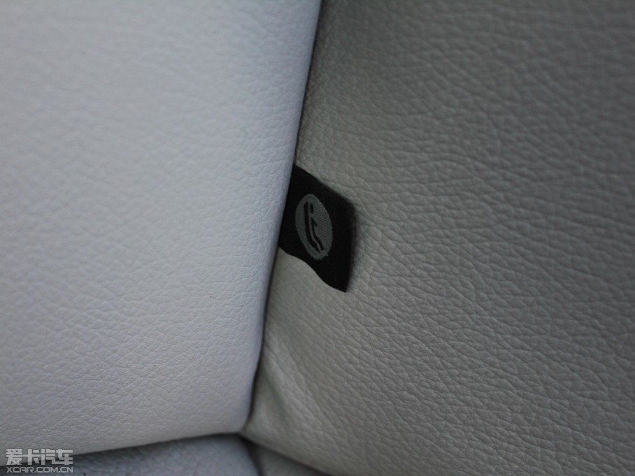 2012YE E 300L rа