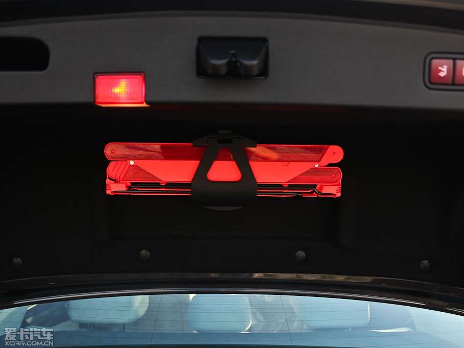 2012YE E 300L rа