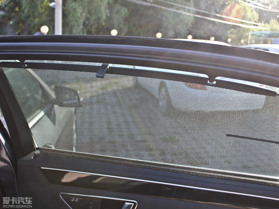 2012YE E 300L rа