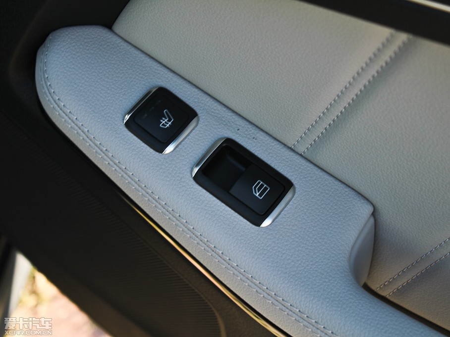 2012YE E 300L rа