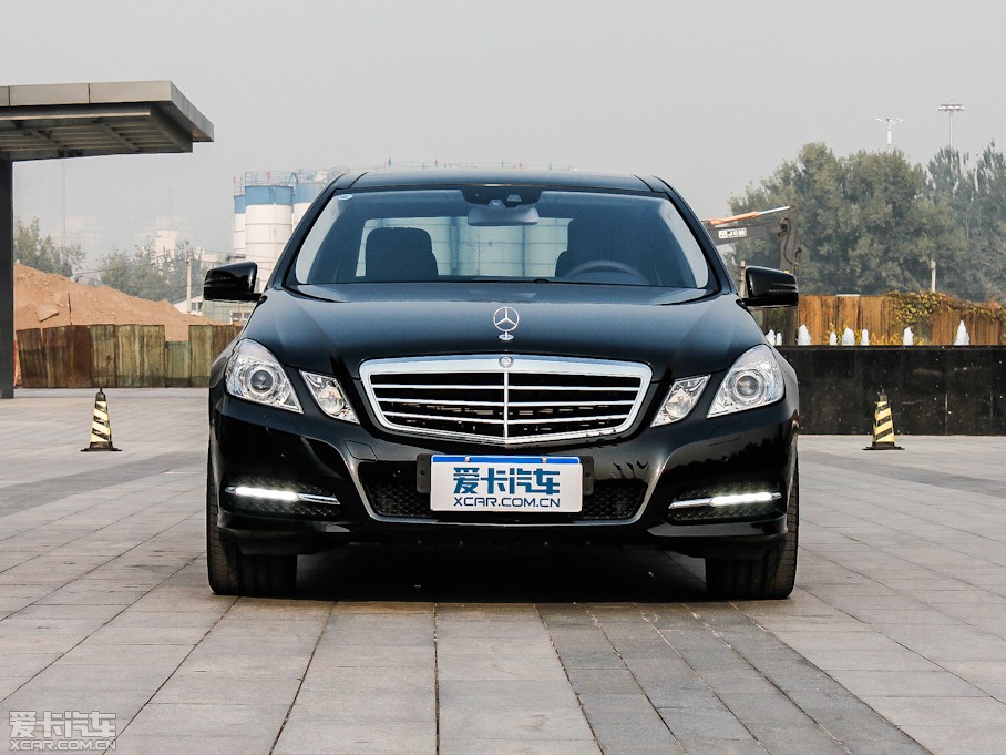 2012YE E 300L rкA